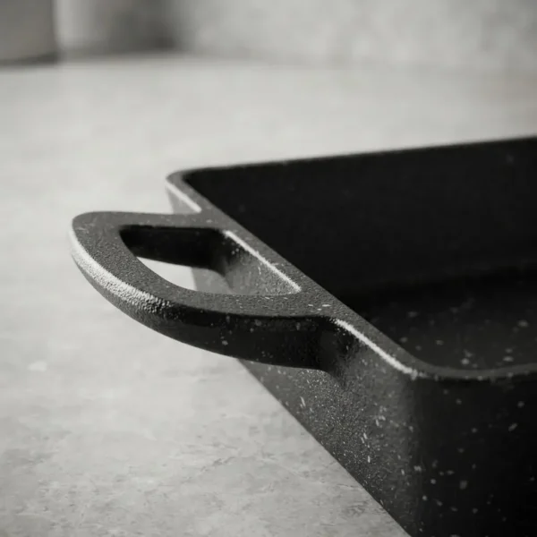 PLANCHA DE HIERRO 16x11x3 cm