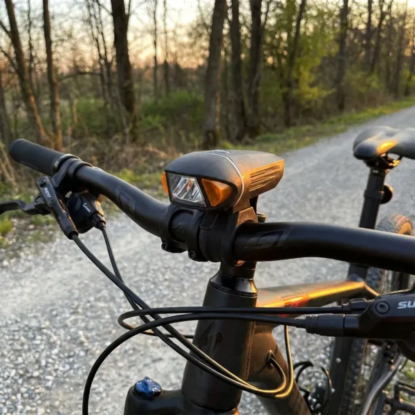 LAMPARA LED PARA BICICLETA RECARGABLE 350 LUMENES OTTEN